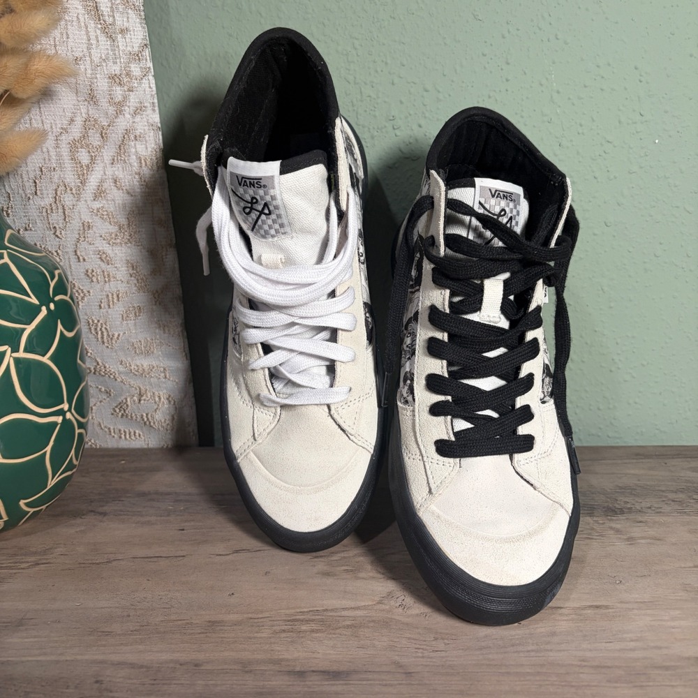 Vans Shoes Men 7.5 Women 9 White Sailor Moon Skate Sk8-Hi Manga Sneakers 508357